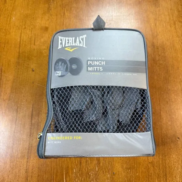 Everlast Core Punch Mitts, One Size – Boxing Training Pads - Picture 11 of 15